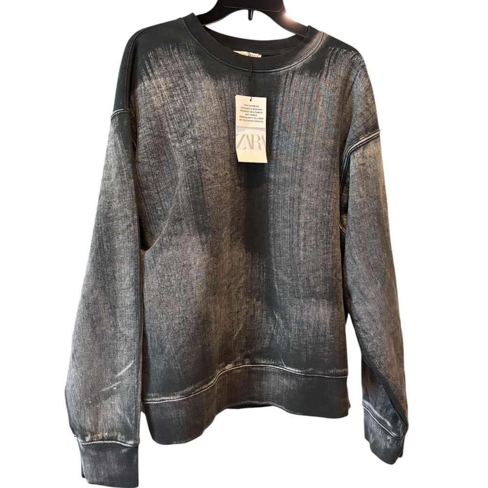 Zara Distressed Gray Crewneck Sweater NWT Size Small.